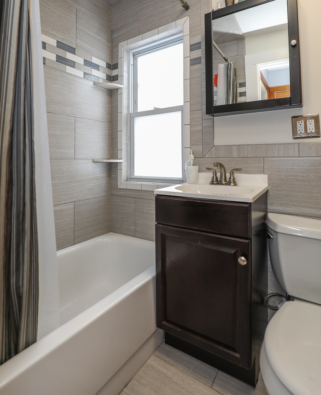 43 Fremont St, Manchester NH 03103-2919 exterior