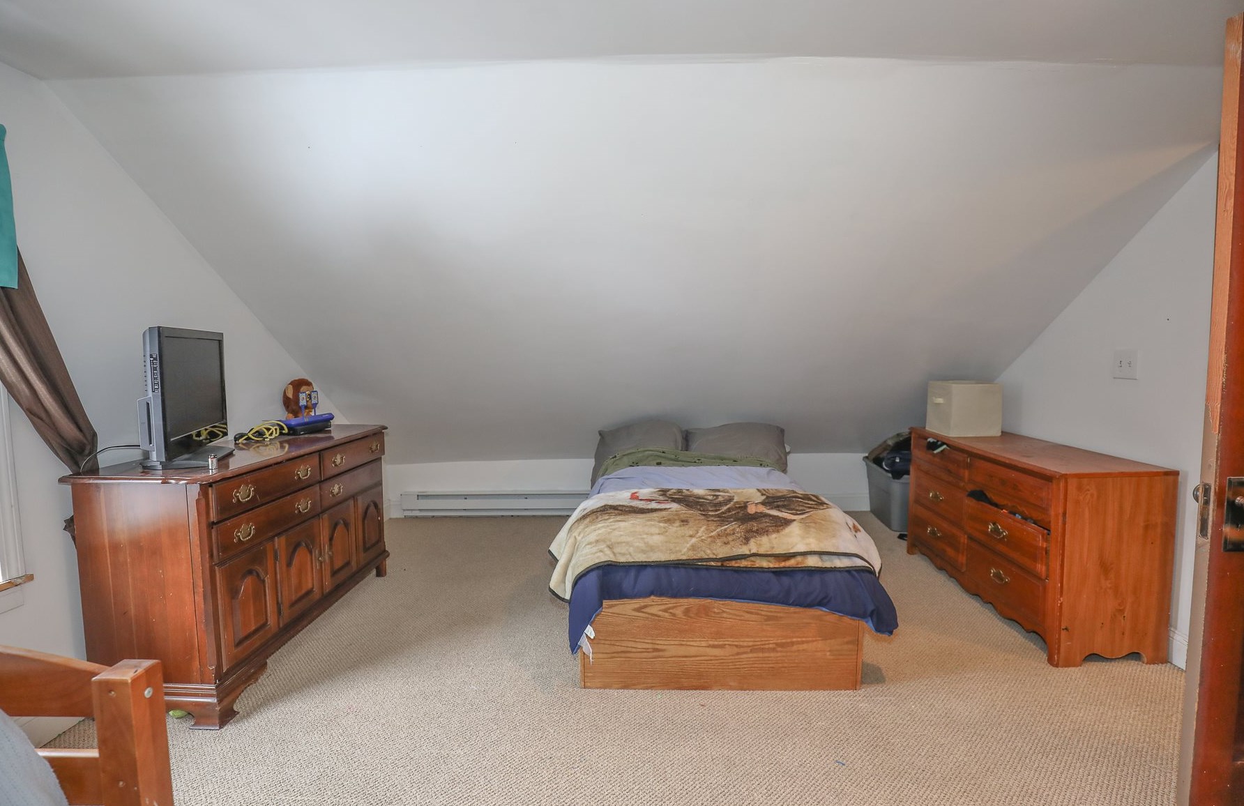 43 Fremont St, Manchester NH 03103-2919 exterior