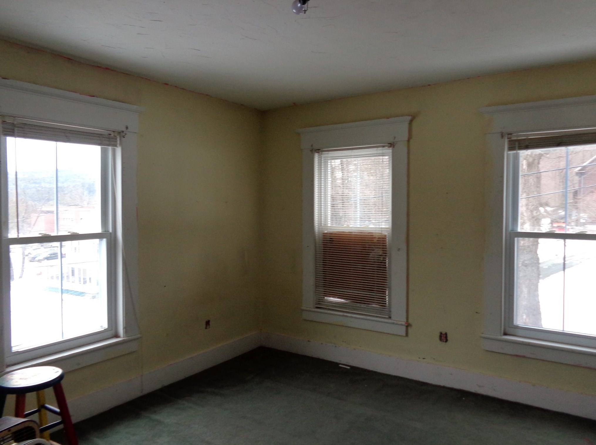 18 Winter St, Bridgewater NH 03264-1422 exterior