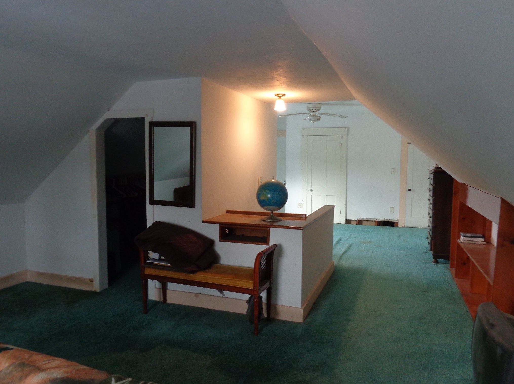 18 Winter St, Bridgewater NH 03264-1422 exterior