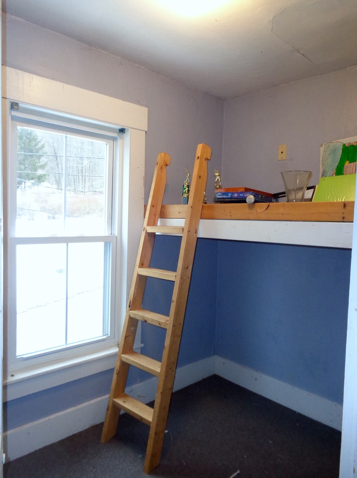 18 Winter St, Bridgewater NH 03264-1422 exterior