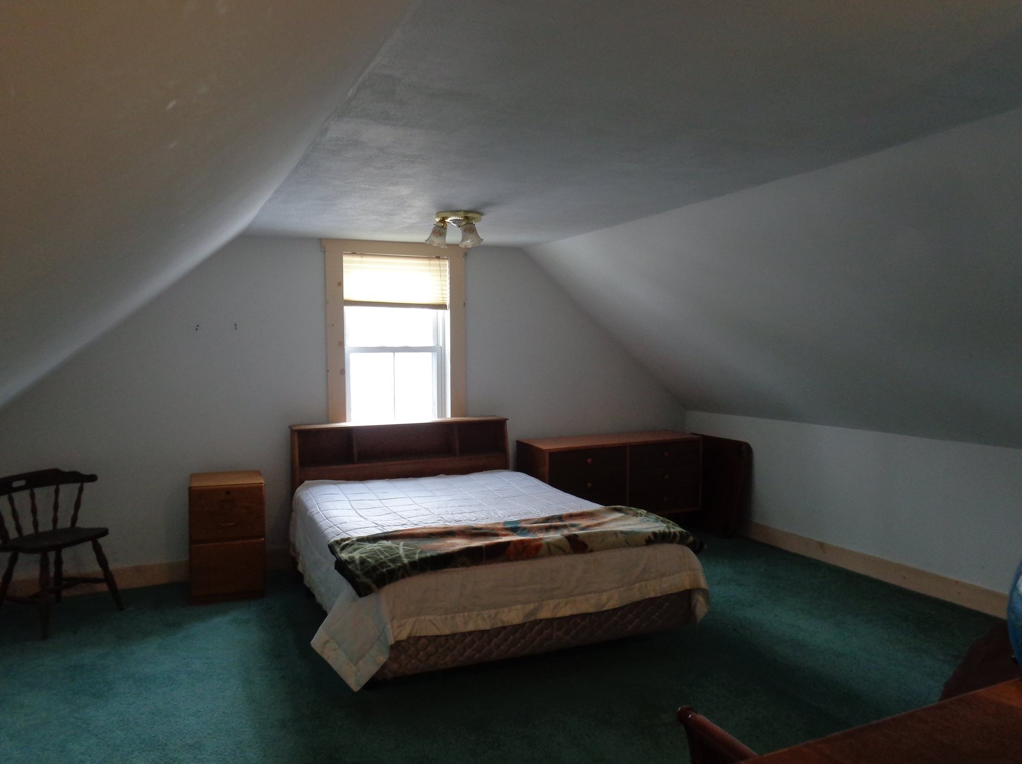 18 Winter St, Bridgewater NH 03264-1422 exterior