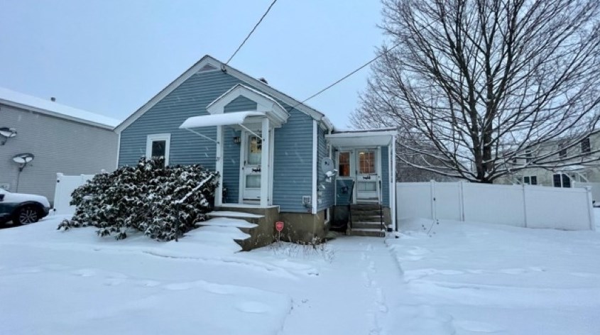 21 Pne St, Manchester NH 03103-5331 exterior