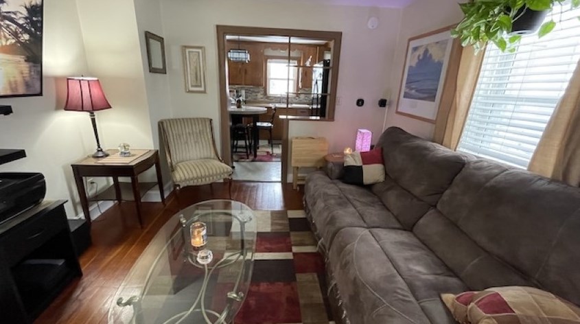 21 Pne St, Manchester NH 03103-5331 exterior