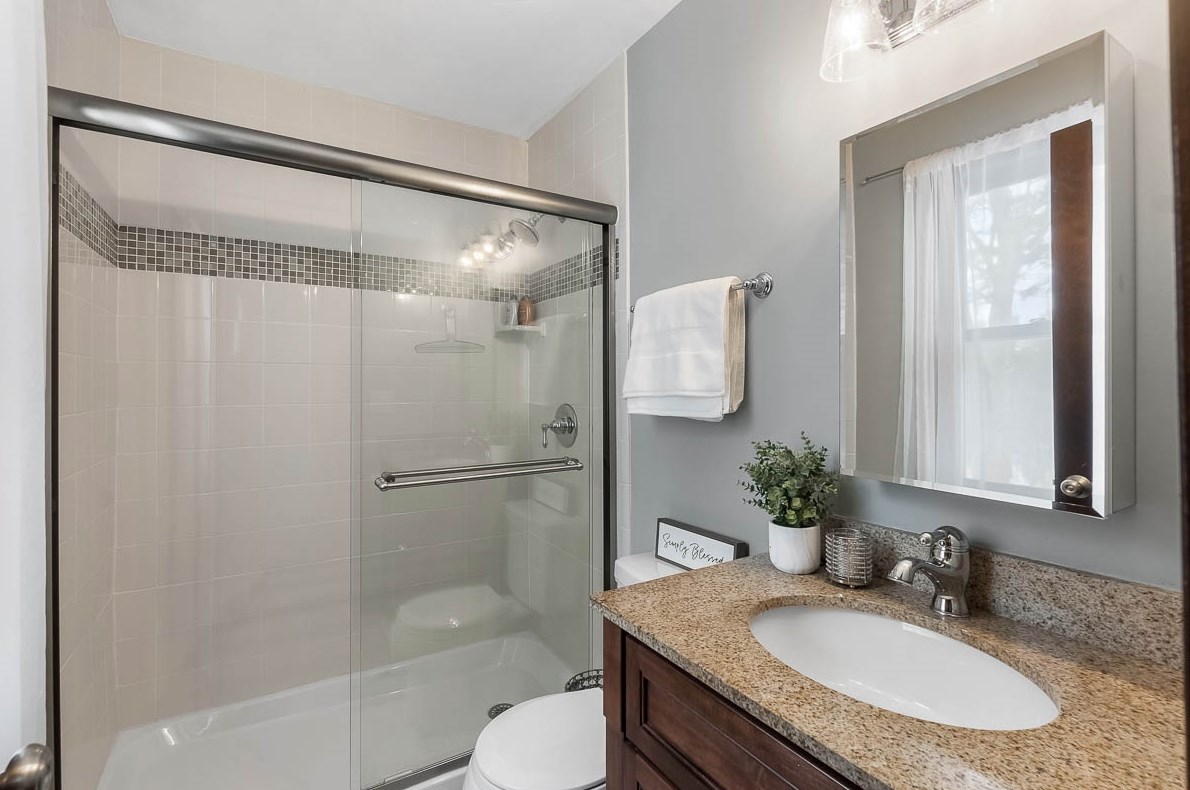 3 Langdon Rd, Windham NH 03087-2343 exterior