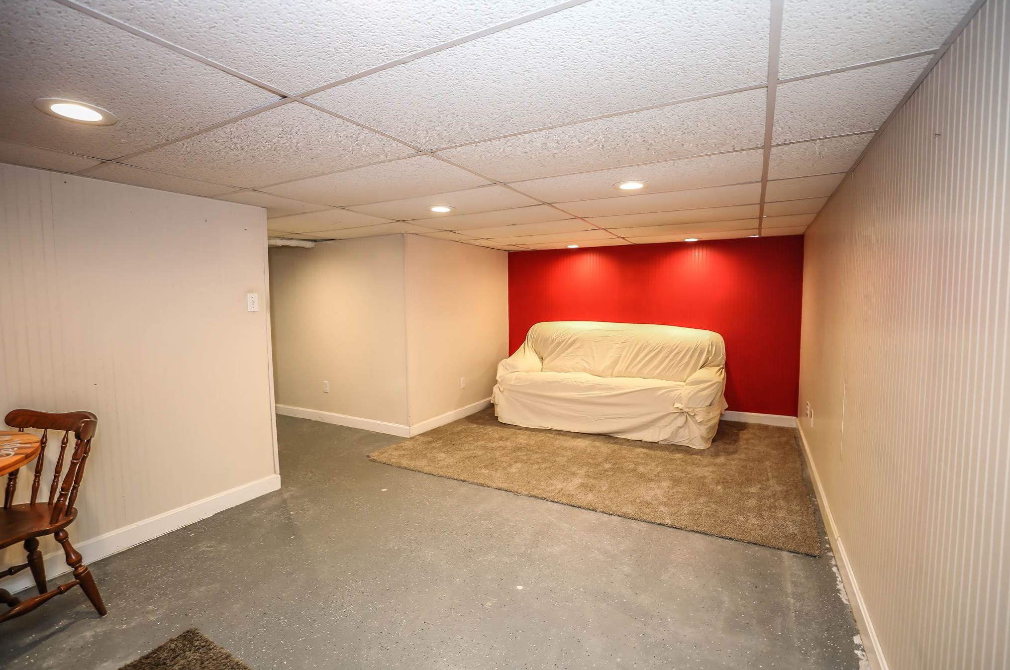 1 Victoria Dr, Merrimack NH 03054-3115 exterior