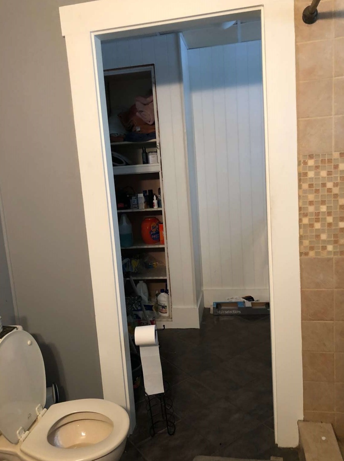 36 Charles St, Rochester NH 03867-3422 exterior