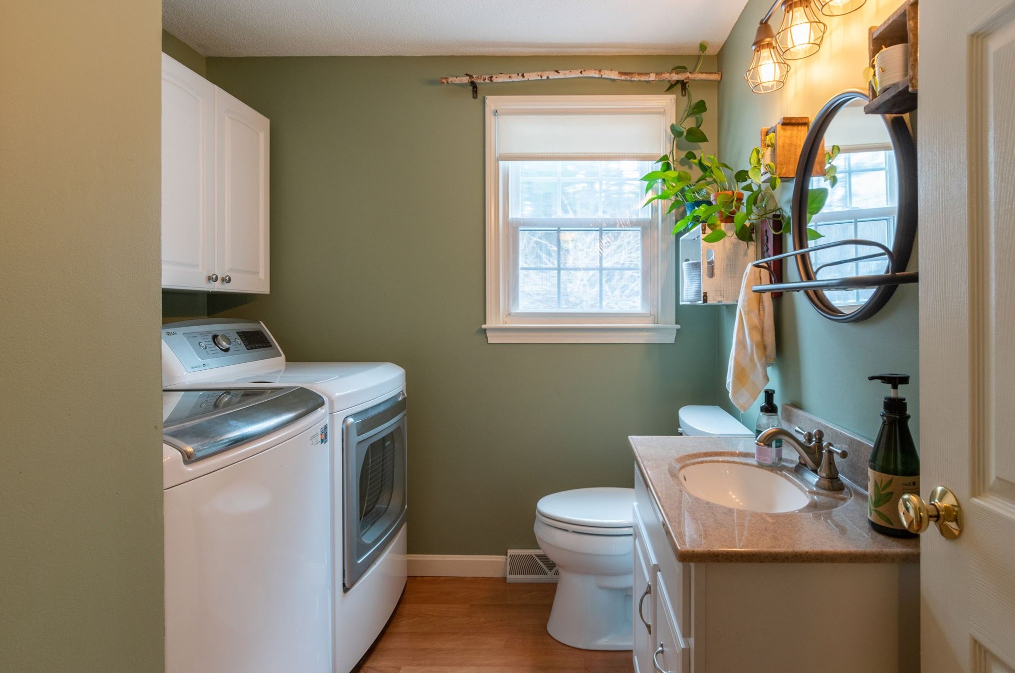 3 Cota Rd, Merrimack NH 03054-4048 exterior