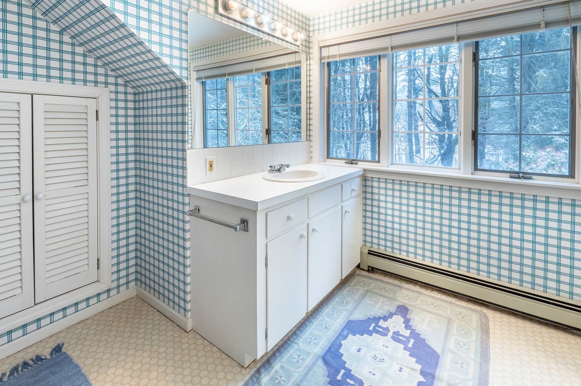 6 Mdw Ln, Hanover NH 03755-1527 exterior