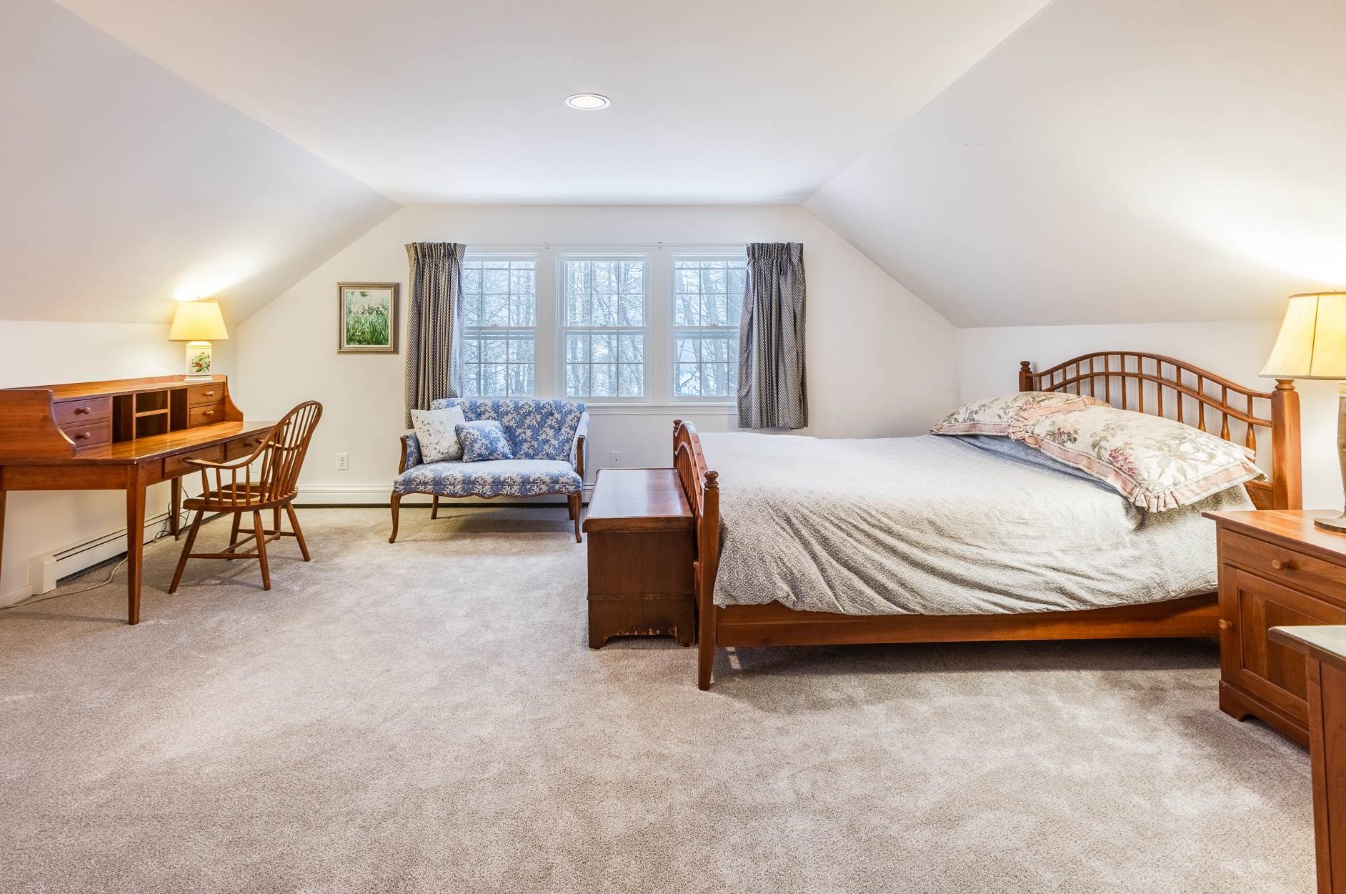 6 Mdw Ln, Hanover NH 03755-1527 exterior