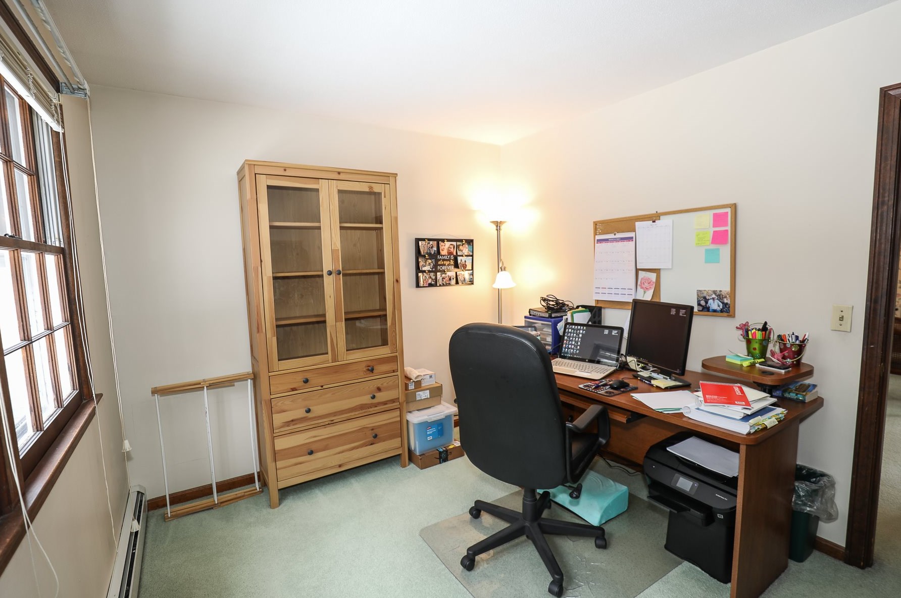 12 Frst Ln, Hudson NH  03052 exterior