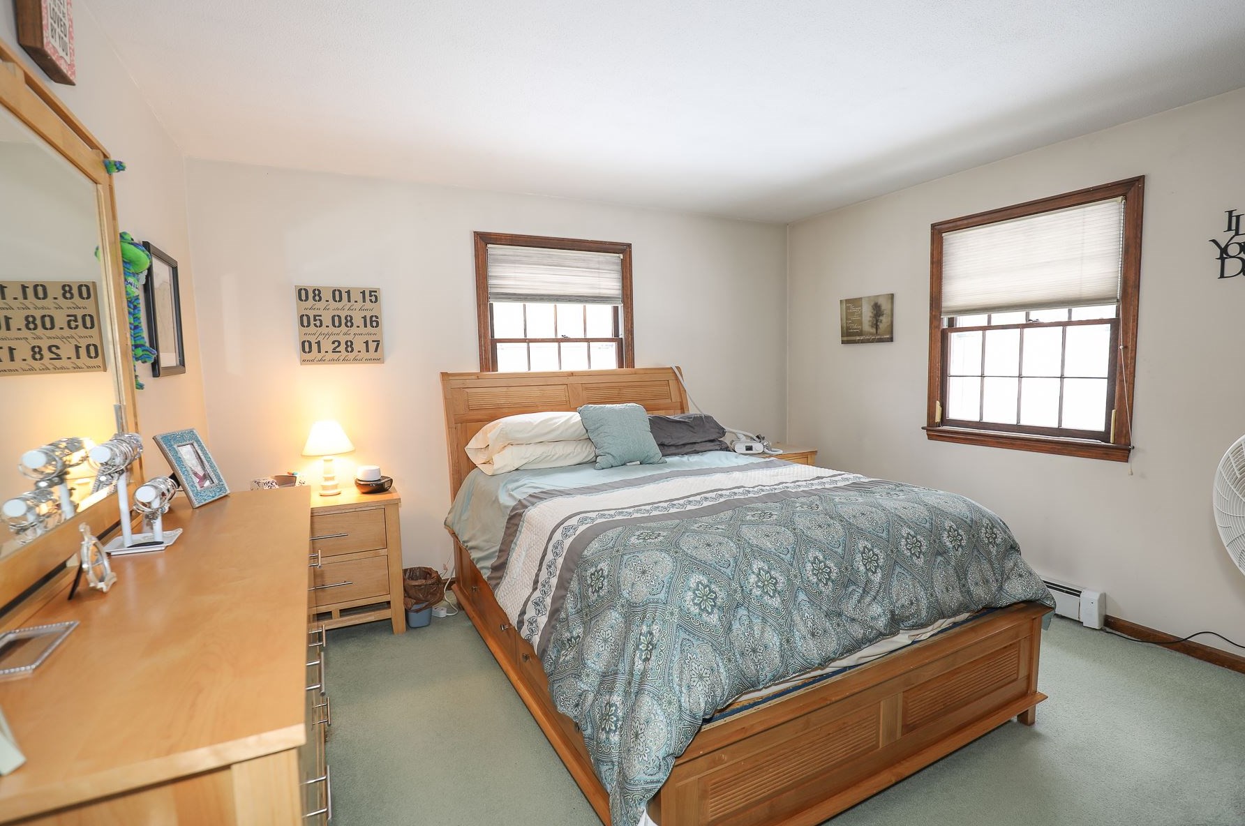 12 Frst Ln, Hudson NH  03052 exterior