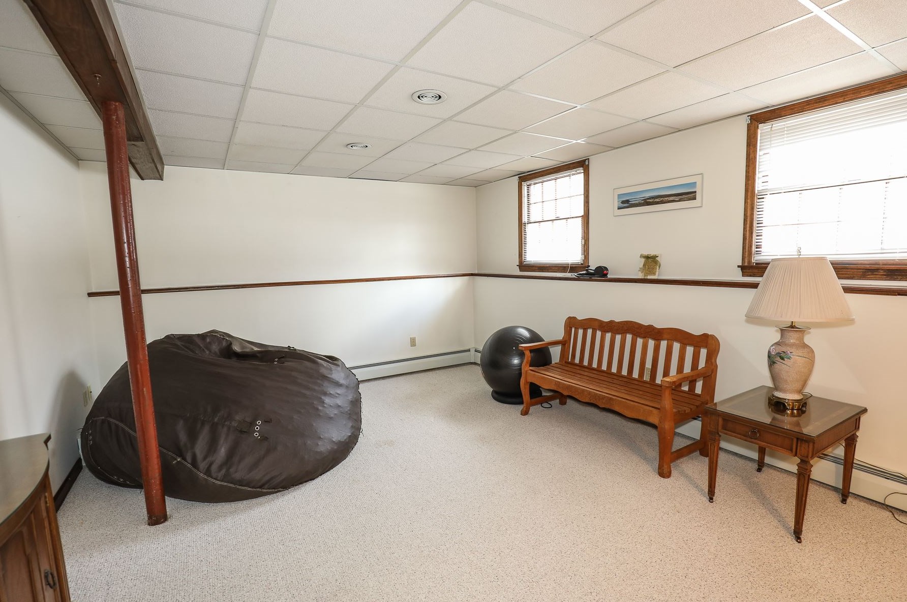 12 Frst Ln, Hudson NH  03052 exterior