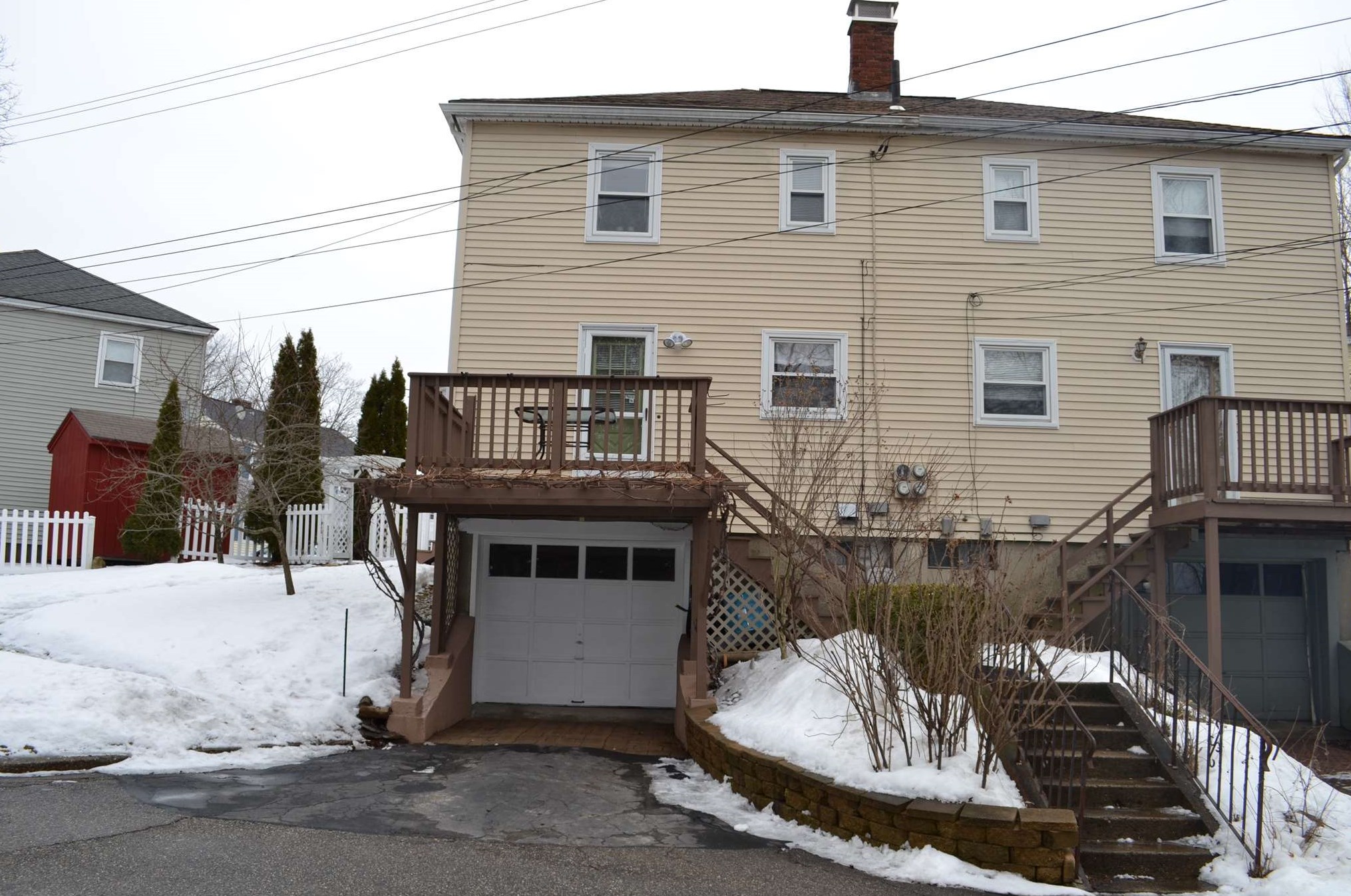 88 Harold St, Manchester NH  03104-1714 exterior