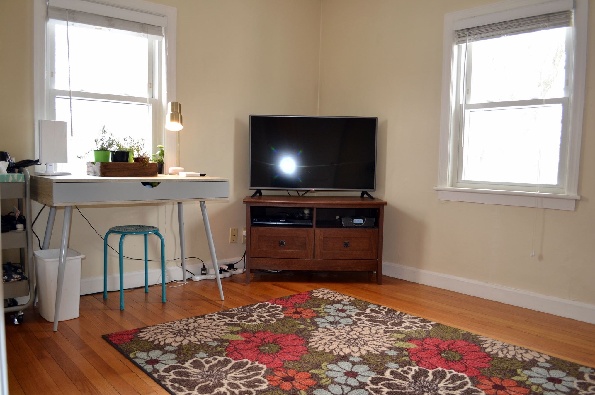 88 Harold St, Manchester NH  03104-1714 exterior