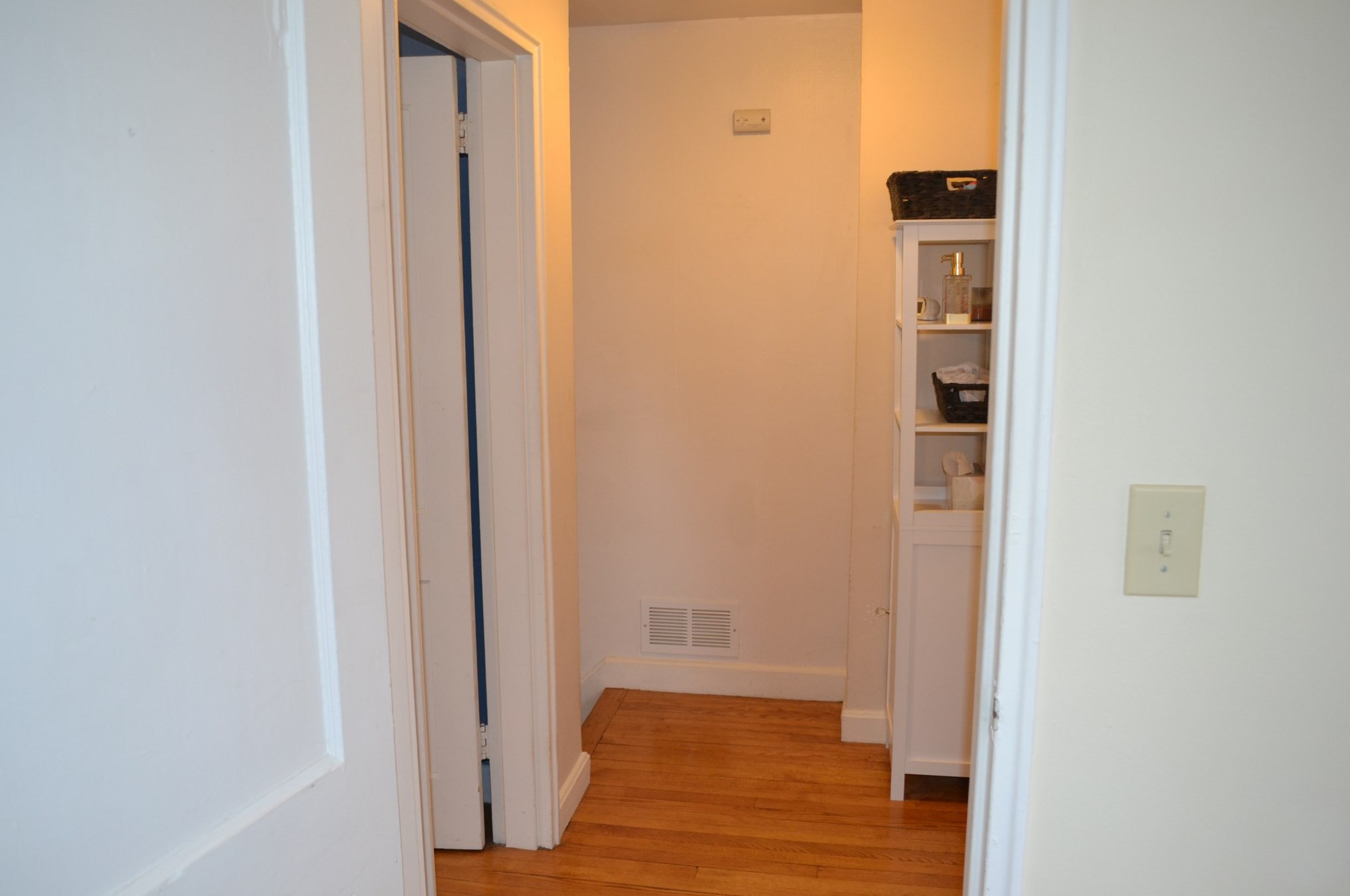 88 Harold St, Manchester NH  03104-1714 exterior