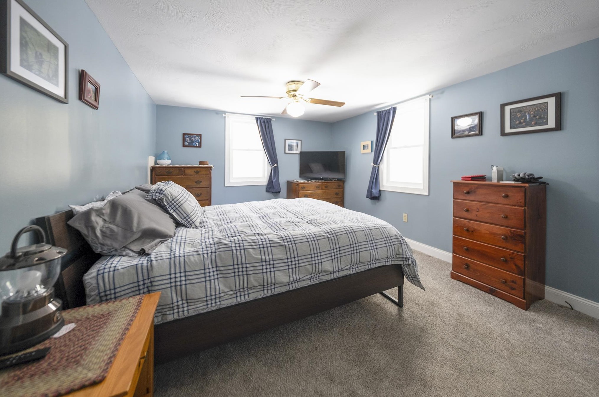 17 Drake Ave, Gilmanton NH  03237-4402 exterior