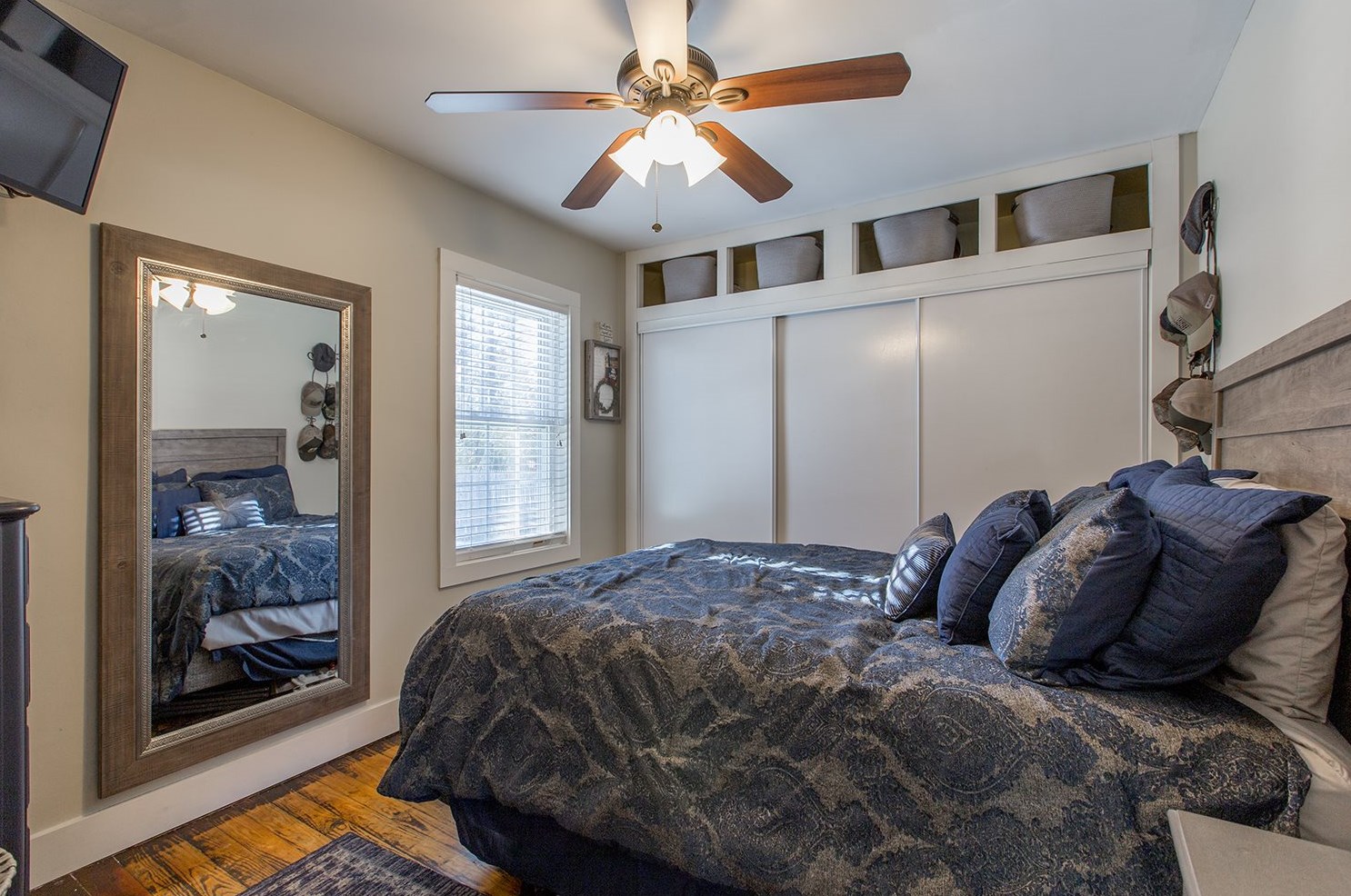 239 Ash Swamp Rd, Newmarket NH 03857-2070 exterior