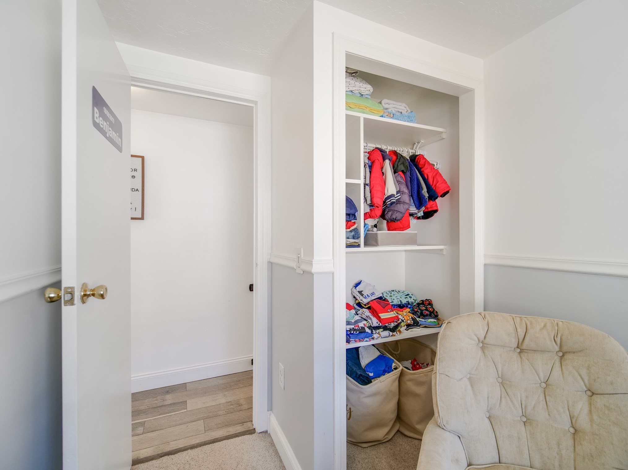 2 Horseshoe Dr, Hudson NH 03052-2609 exterior