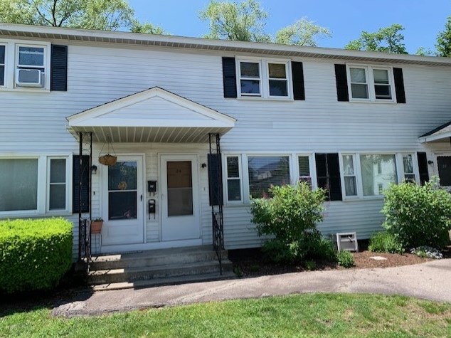 24 Blucher St, Manchester NH  03102-3964 exterior