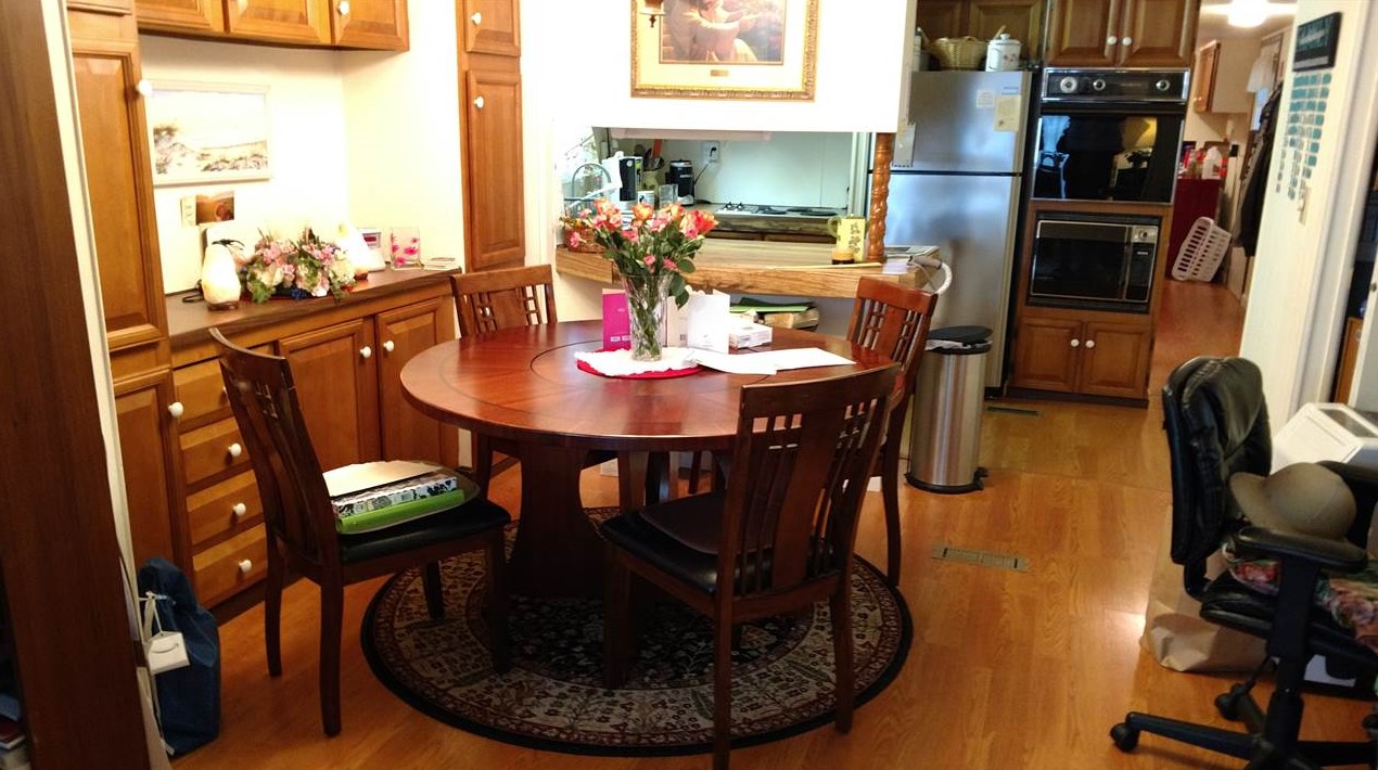 34 Juniper Dr, Tuftonboro NH  03816-5911 exterior