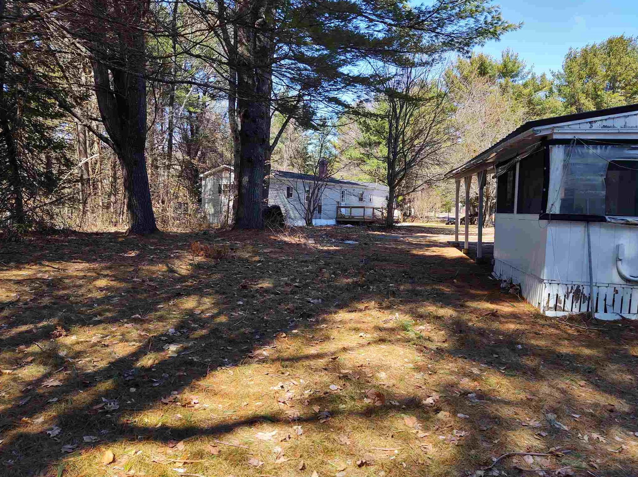 34 Juniper Dr, Tuftonboro NH  03816-5911 exterior