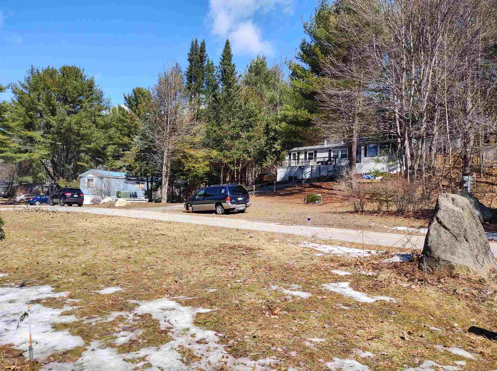34 Juniper Dr, Tuftonboro NH  03816-5911 exterior