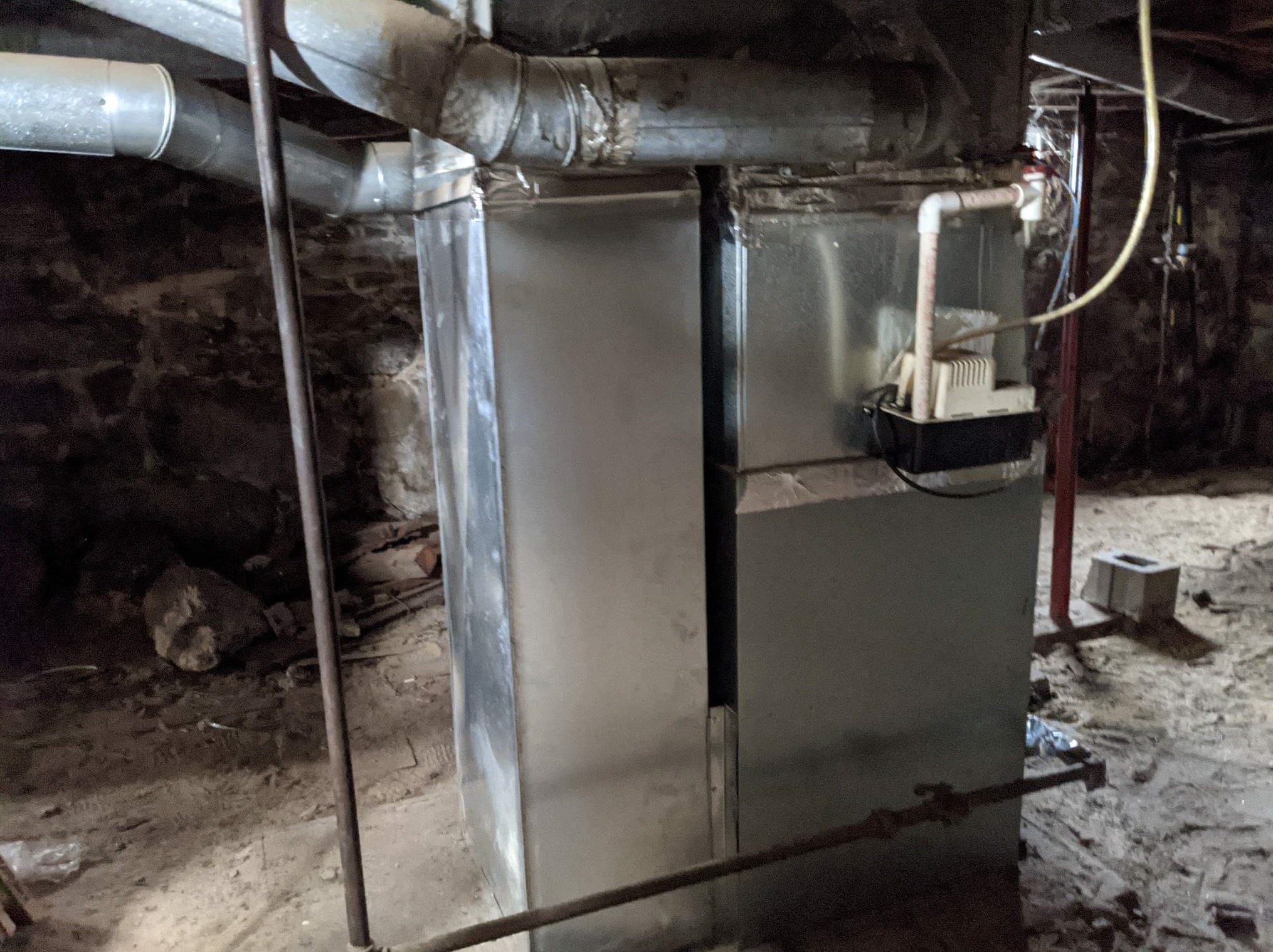 273 Merrimack St, Manchester NH 03101-2322 exterior