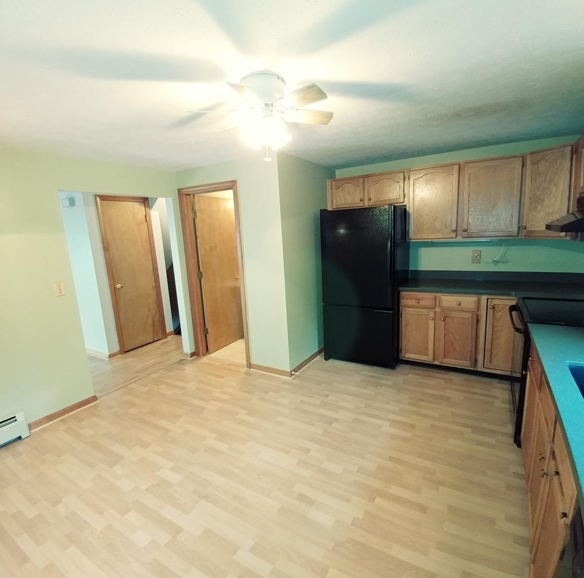 640 Hackett Hl Rd, Manchester NH 03106-2522 exterior