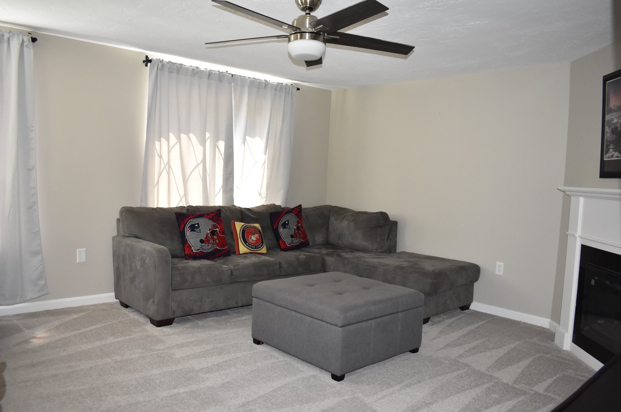 19 Winrow Dr, Merrimack NH 03054-4093 exterior