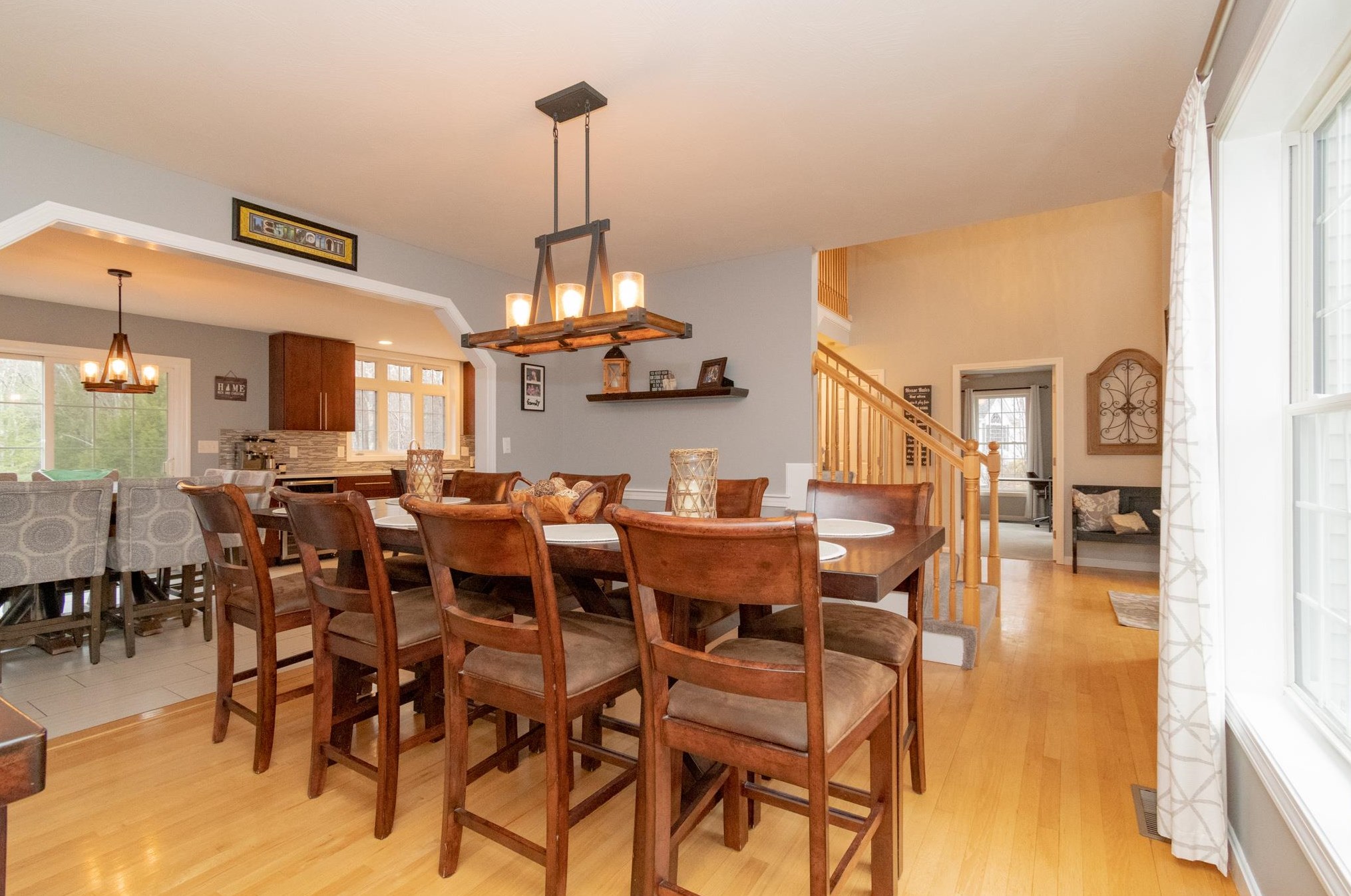 59 Lisa Dr, Goffstown NH  03045-2833 exterior