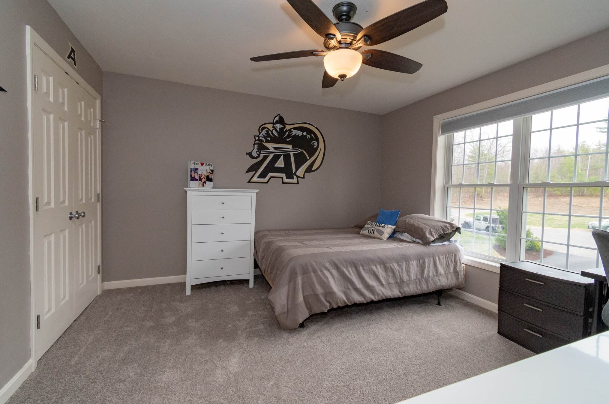 59 Lisa Dr, Goffstown NH  03045-2833 exterior