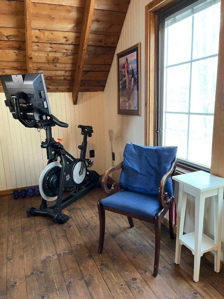 988 Shore Rd, Bridgewater NH  03222-3660 exterior