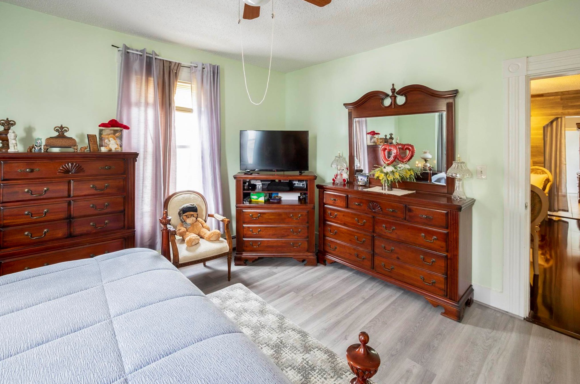 343 Auburn St, Manchester NH 03103-4805 exterior