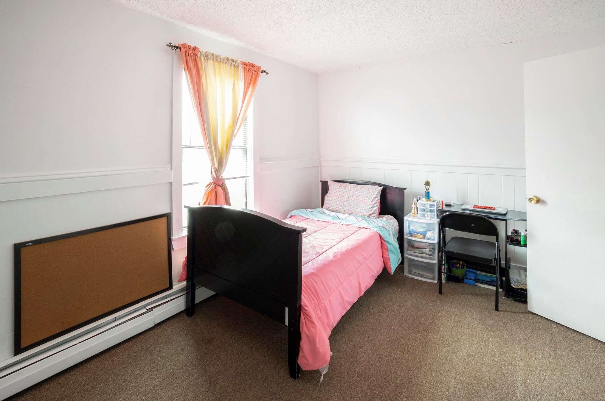 343 Auburn St, Manchester NH 03103-4805 exterior