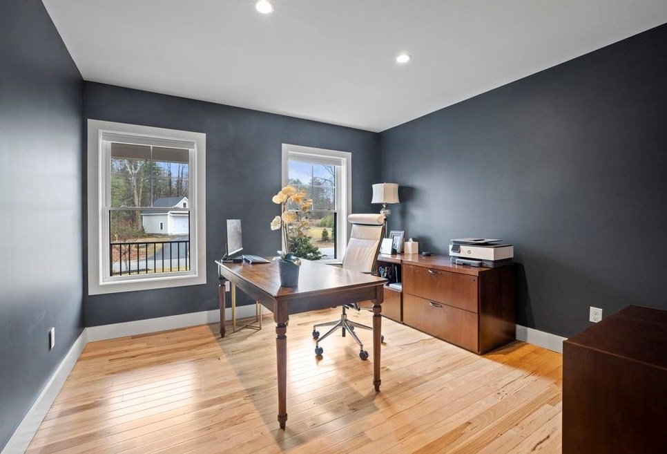 4 Heath Dr, Newfields NH  03856-4400 exterior