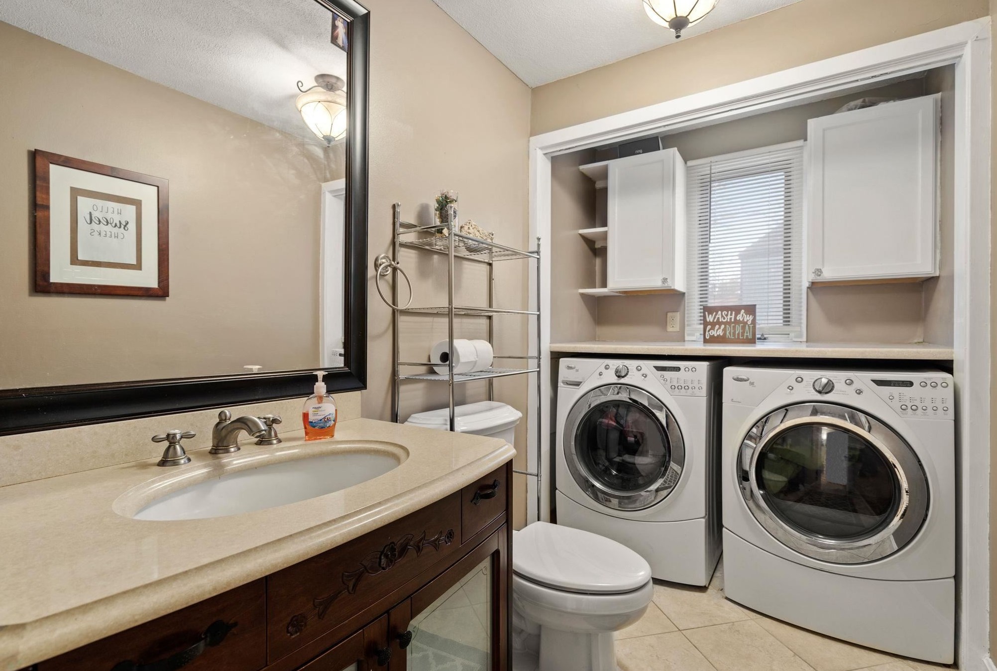 8 Kipford Way, Nashua NH 03063-1504 exterior