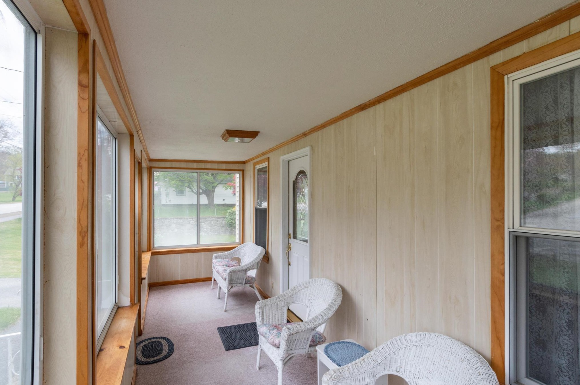 25 Main St, Manchester NH 03102-5129 exterior