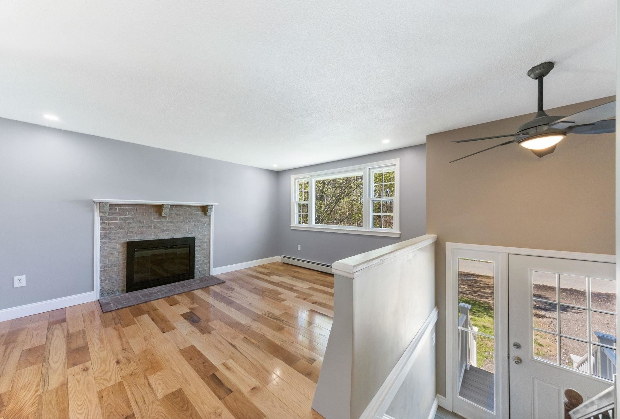 101 Chestnut St, Bridgewater NH  03222-3071 exterior