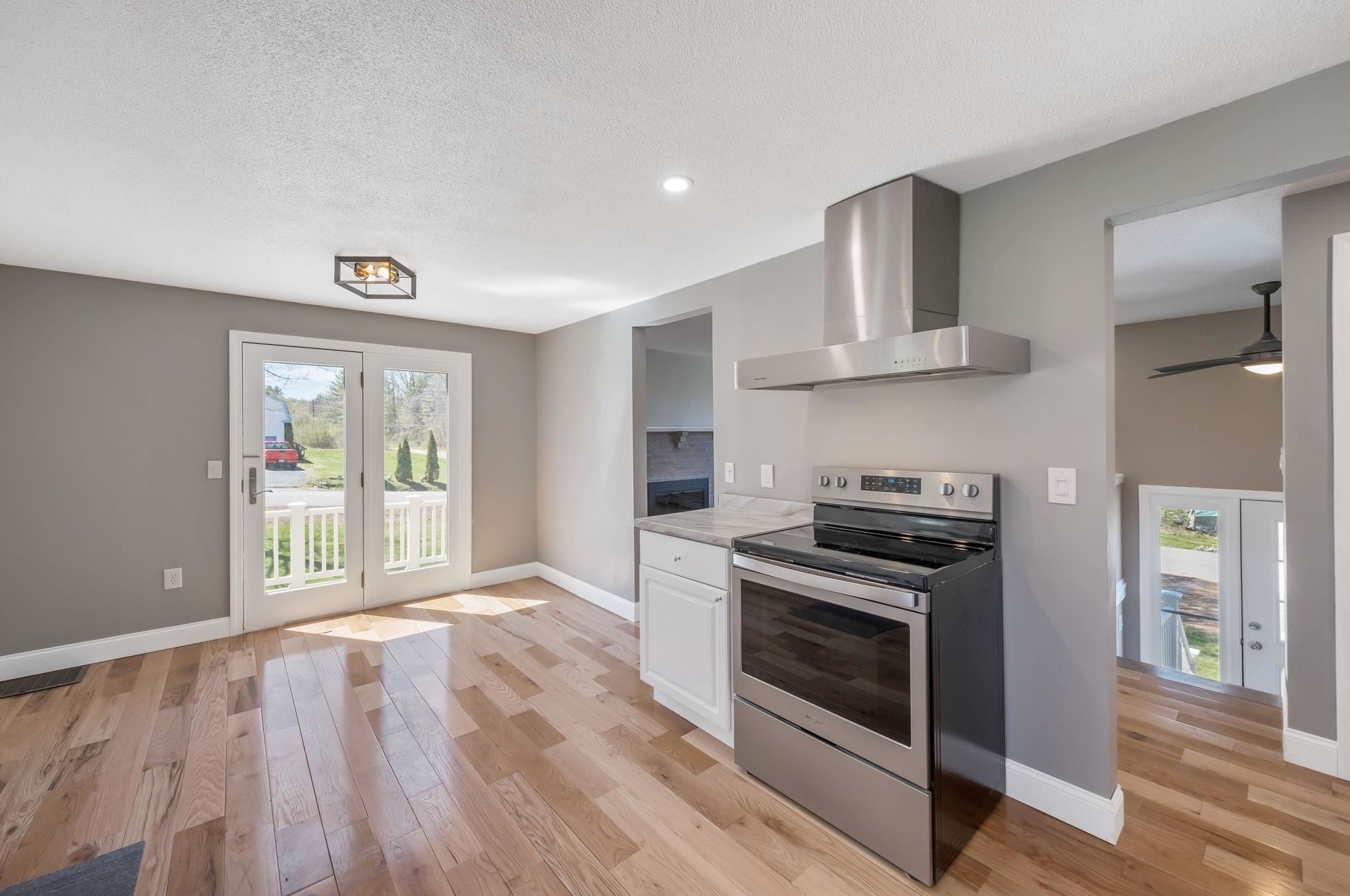 101 Chestnut St, Bridgewater NH  03222-3071 exterior