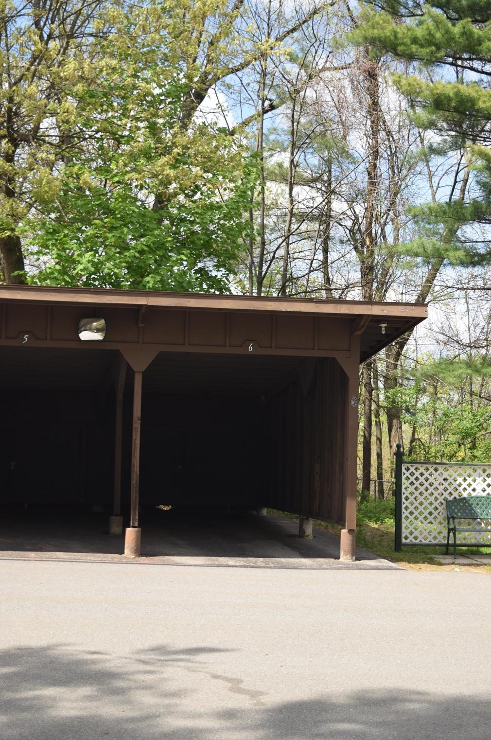 6 Autumn Leaf Dr, Nashua NH  03060-5544 exterior