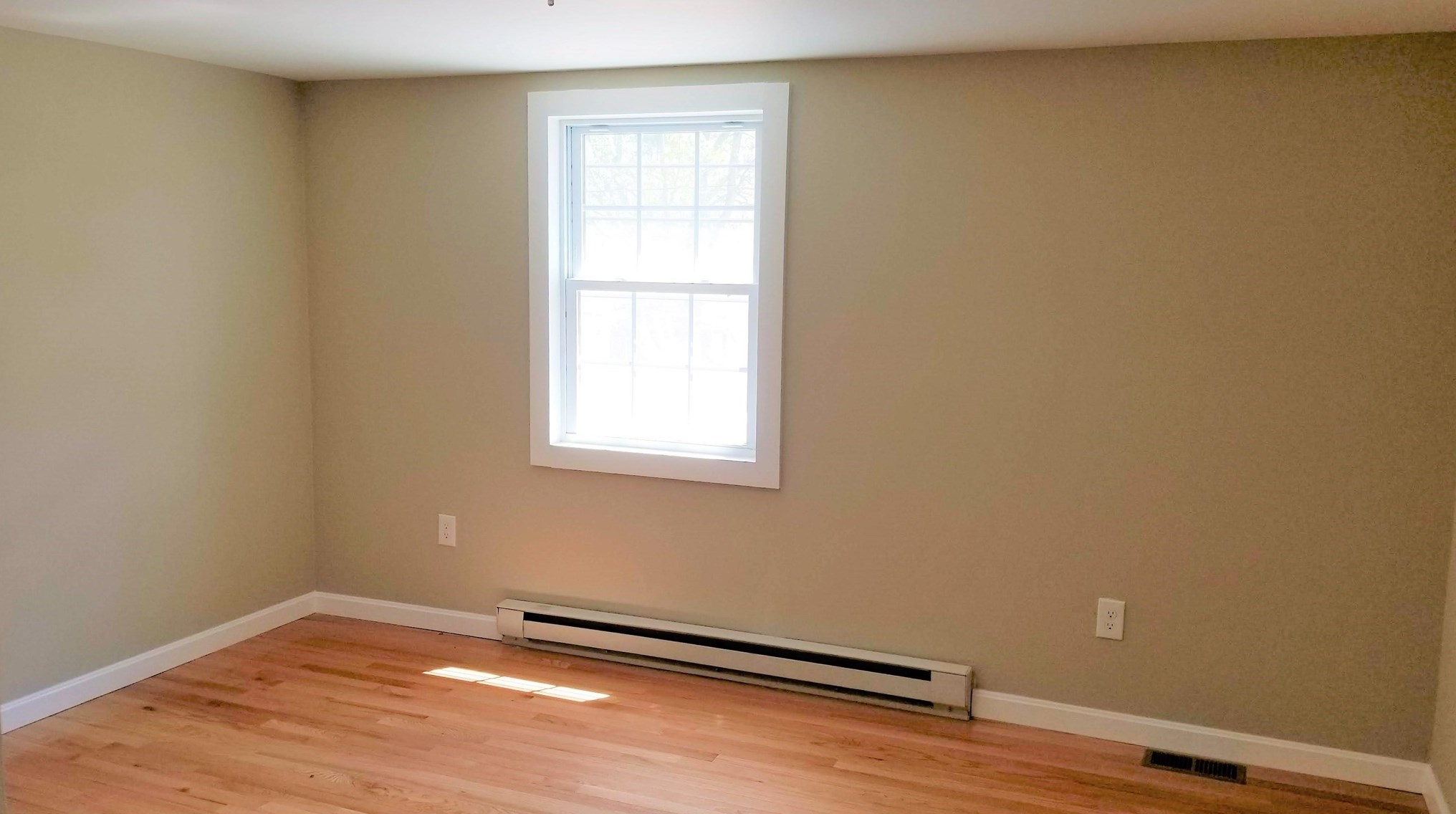 9 Camp Sargent Rd, Merrimack NH  03054-4711 exterior