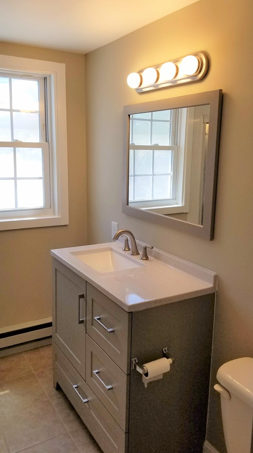 9 Camp Sargent Rd, Merrimack NH  03054-4711 exterior