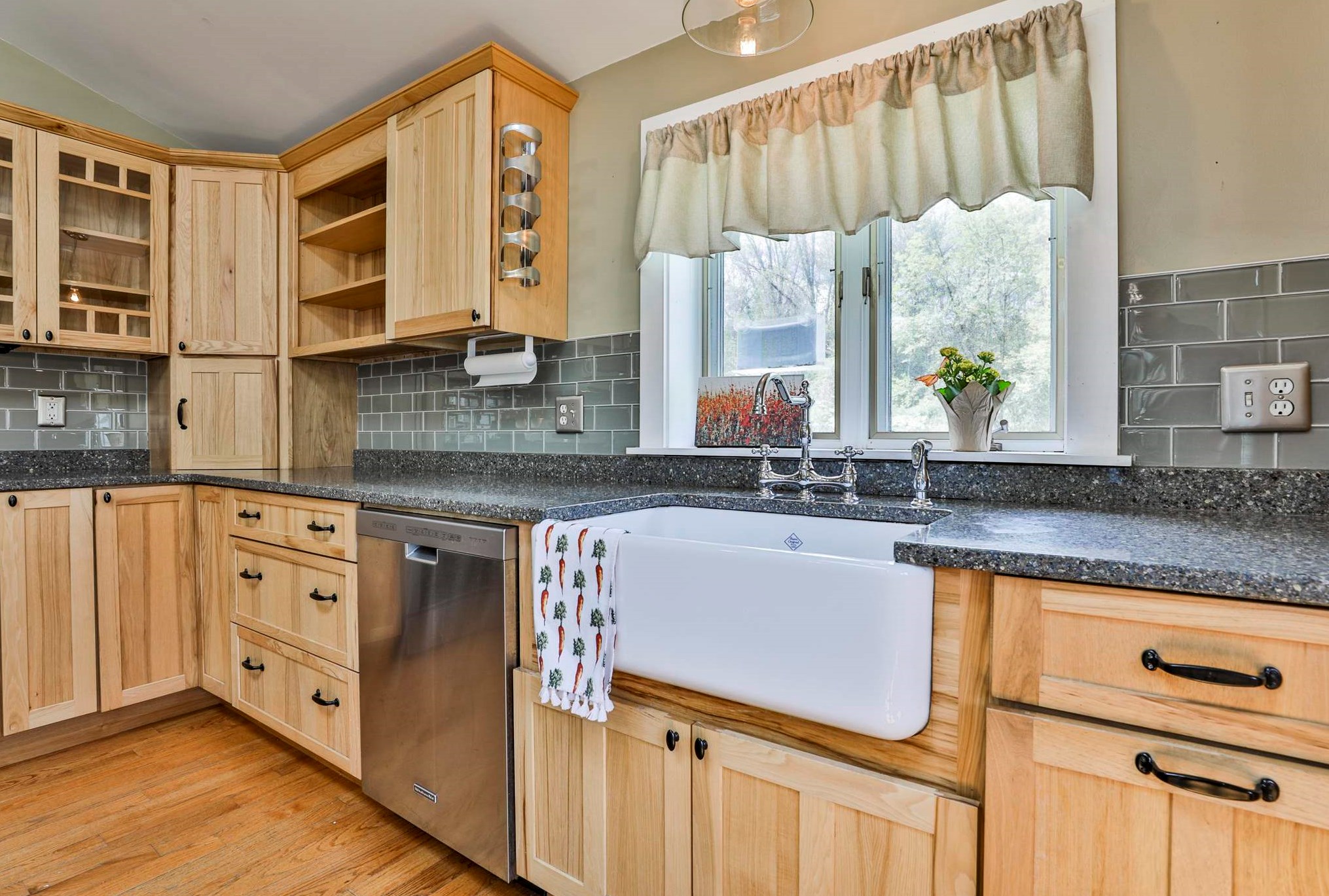 7 Fuller Ml Rd, Merrimack NH 03054-4267 exterior