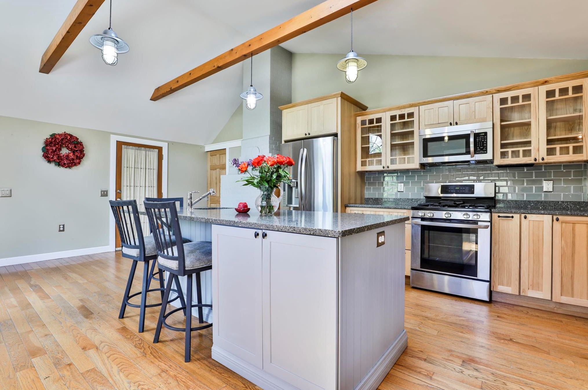 7 Fuller Ml Rd, Merrimack NH 03054-4267 exterior