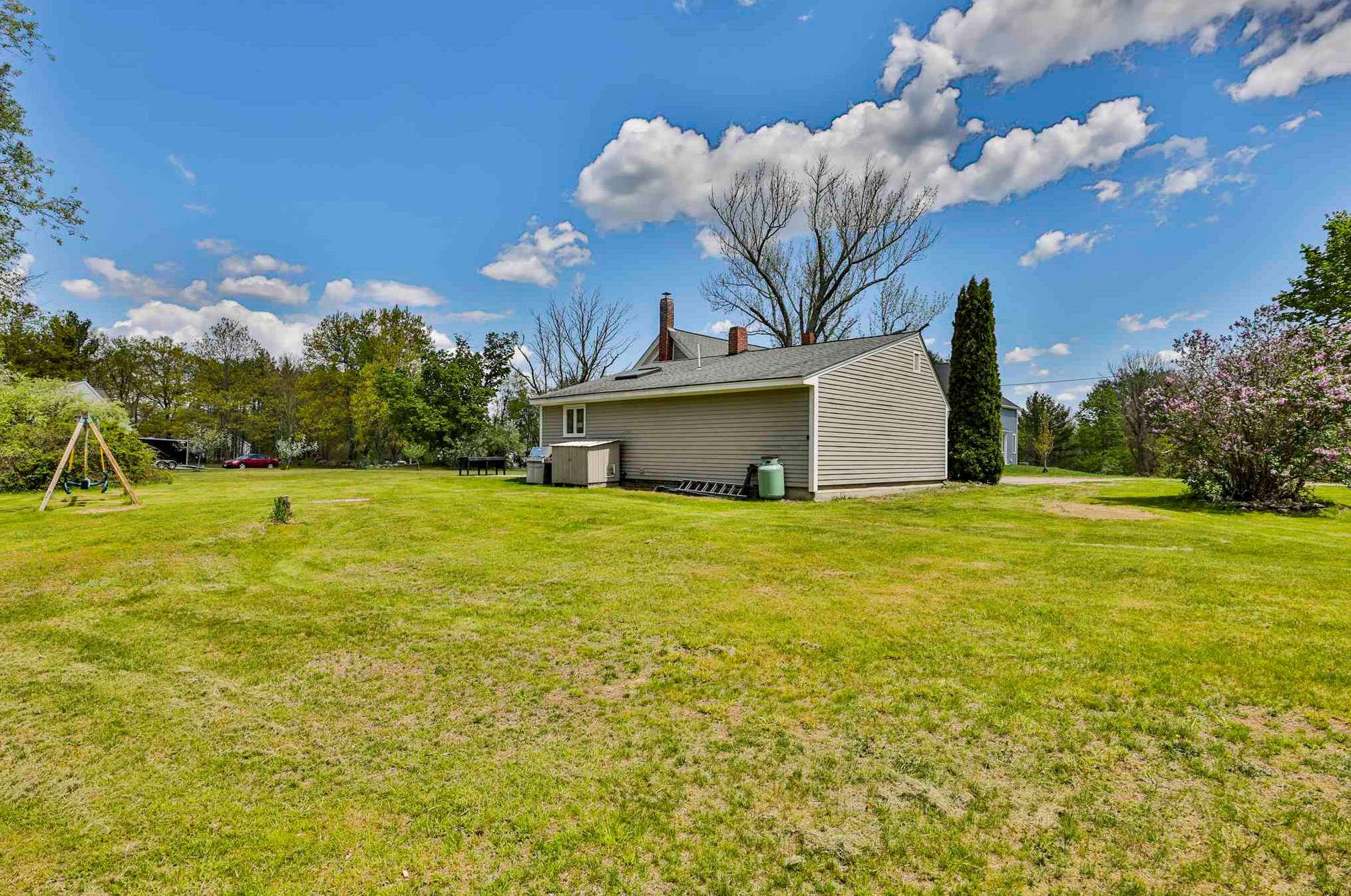 7 Fuller Ml Rd, Merrimack NH 03054-4267 exterior