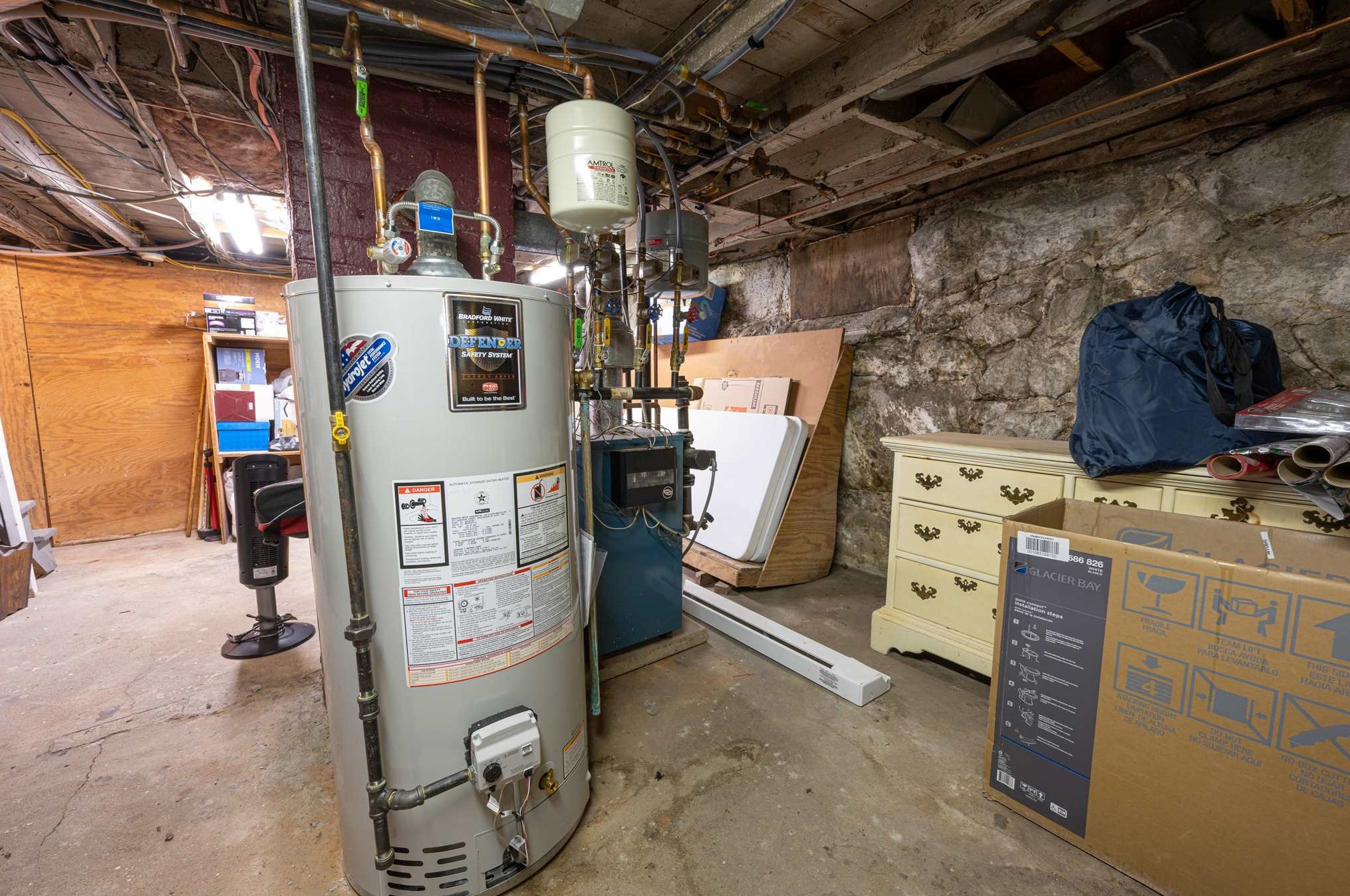 10 Jewett St, Manchester NH 03103-3856 exterior