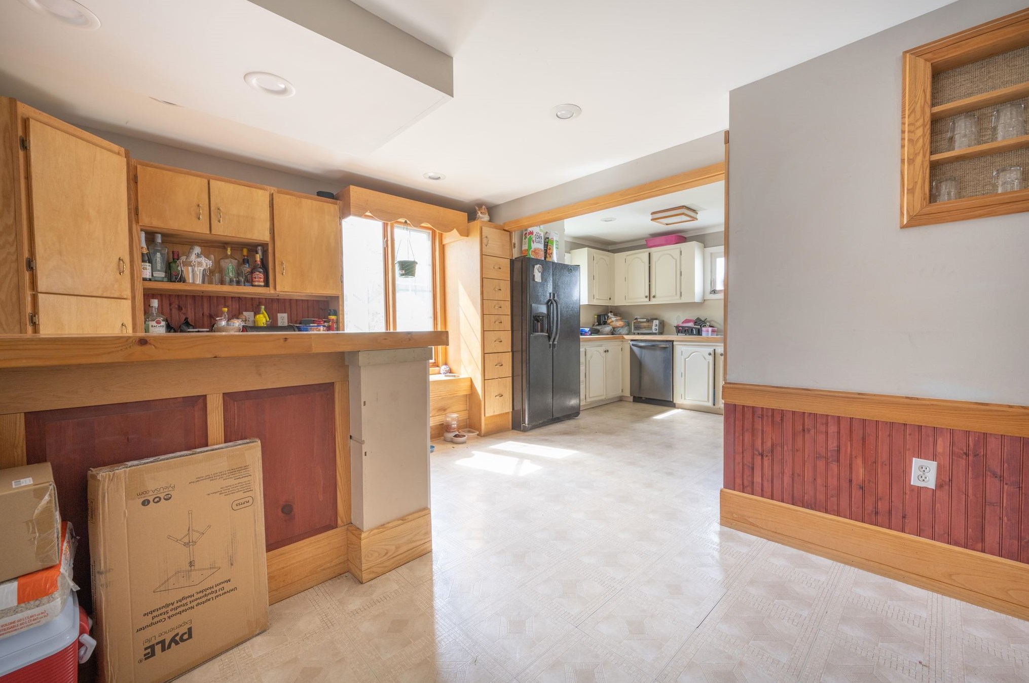 10 Jewett St, Manchester NH 03103-3856 exterior