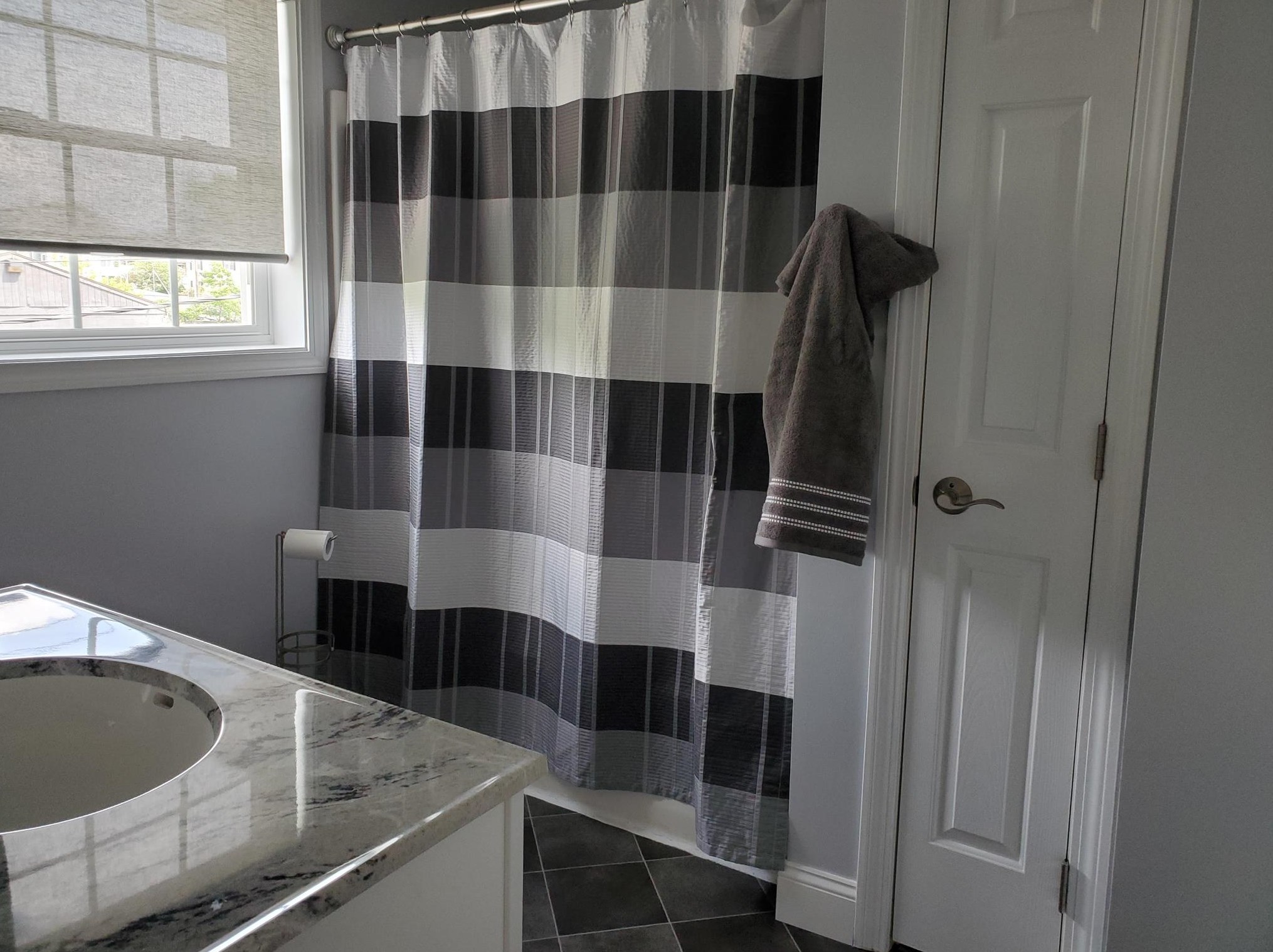 84 Un St, Manchester NH 03103-6302 exterior