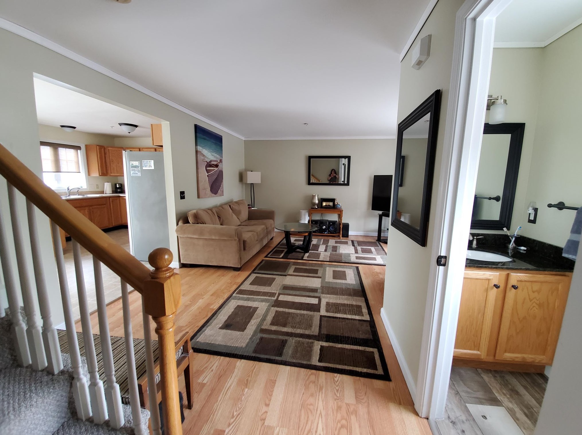 84 Un St, Manchester NH 03103-6302 exterior